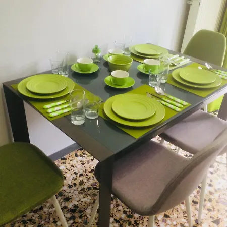 아파트 Posto Kalamaki Seaside 20 M From The Sandy Beach Galatás