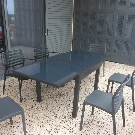 Posto Kalamaki Seaside 20 M From The Sandy Beach Apartamento *